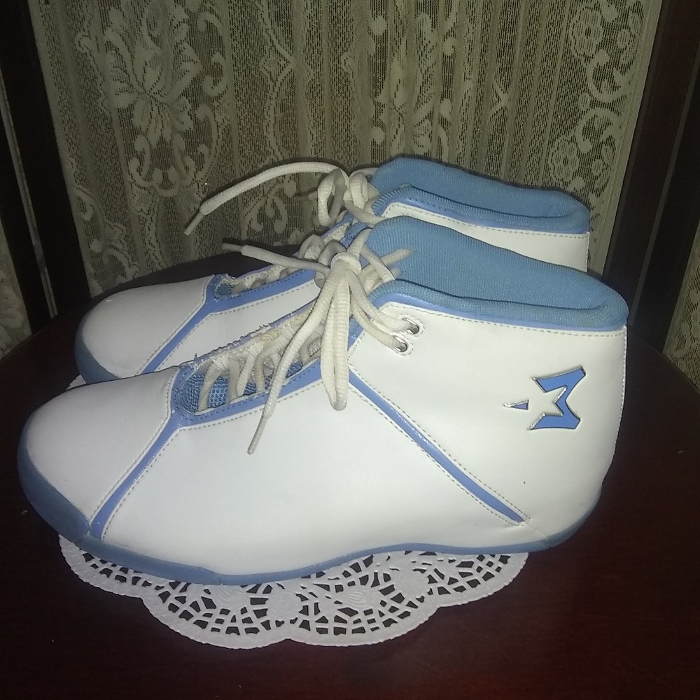 STARBURY BY STEPHEN MARBURY MENS WHITE/BLUE BASKETBALL SHOES #20242 SIZE 10.5